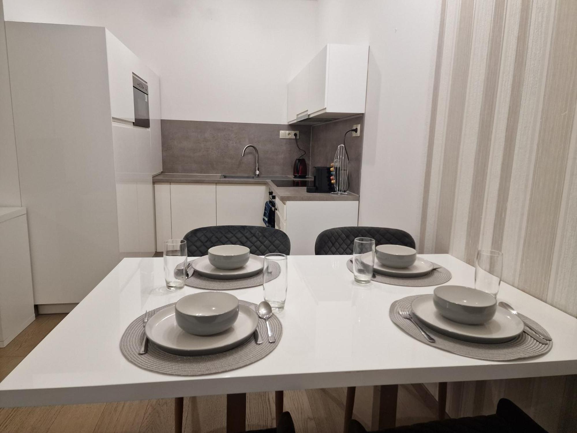 Stylish Panorama City Family Suite บราติสลาวา ภายนอก รูปภาพ
