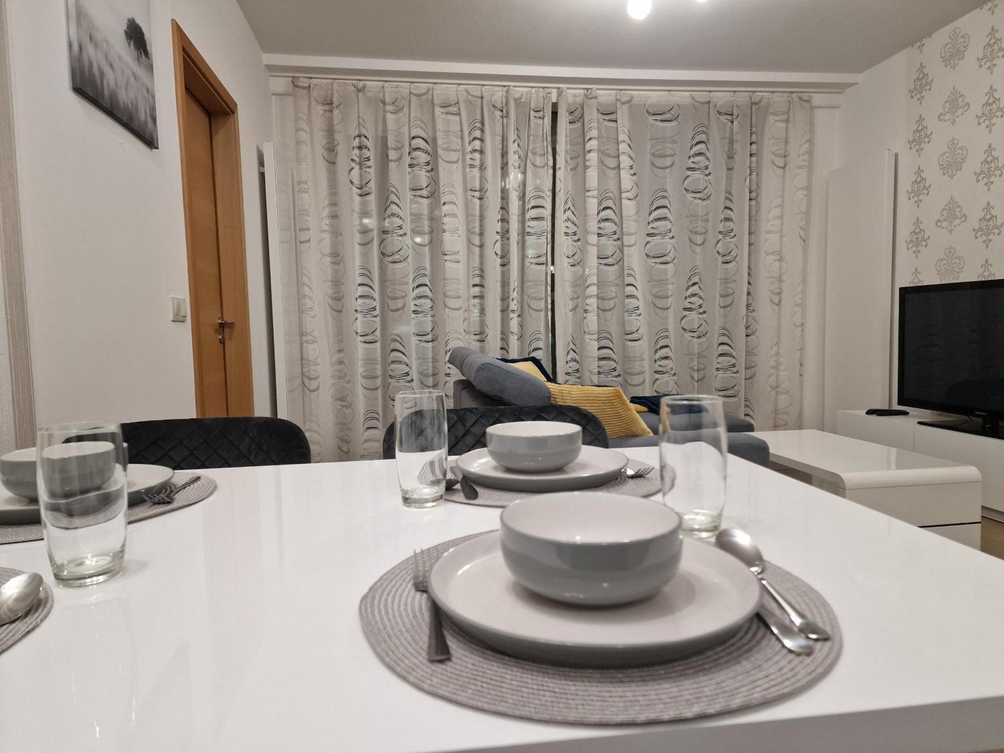 Stylish Panorama City Family Suite บราติสลาวา ภายนอก รูปภาพ